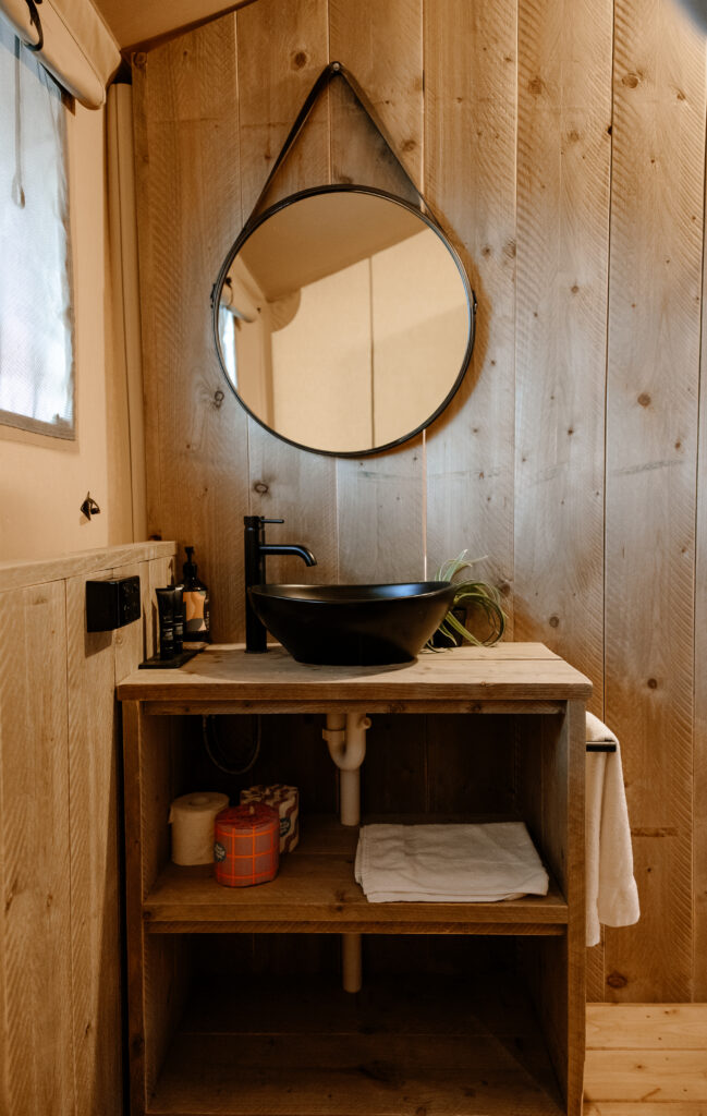 20250805_070956730_iOS